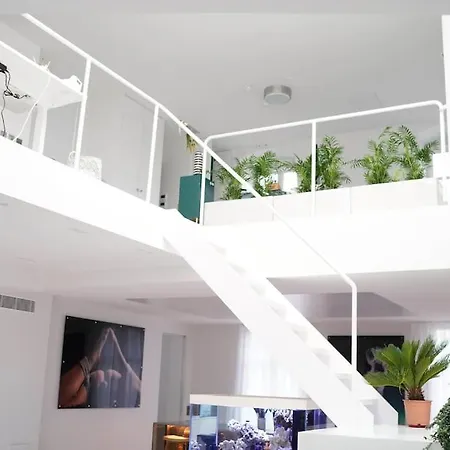 Lejlighed Canal St. Martin, 170 M2, Parking, Decks, View, Ac *
